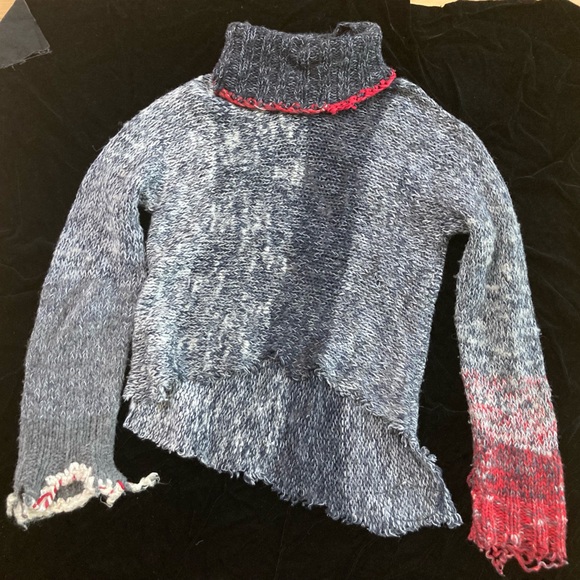 Unique Deconstructed TSE Sweater - Picture 5 of 16